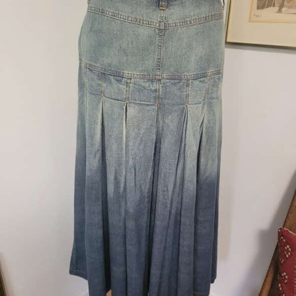 Fabulous Full Denim Skirt From Jeanology Size 12 - Picture 5 of 6
